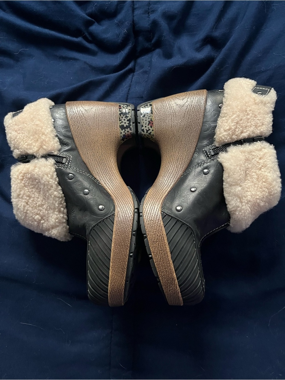 Jambu Adventure on Holland black fur cuff studded wedge booties size 7.5
